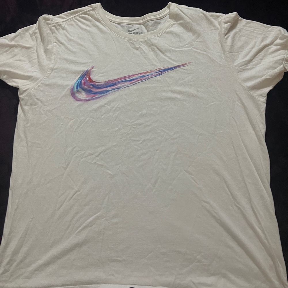 nike t shirt
